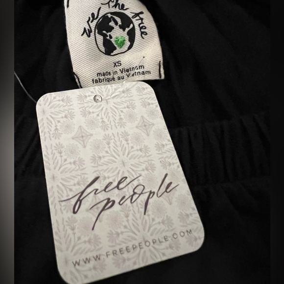 NWT FREE PEOPLE Care FP Serenade Tee / Black Size XS - Picture 10 of 12